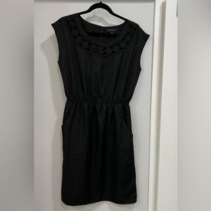 Banana Republic Gorgeous Little Black Dress. Size 6 with pockets